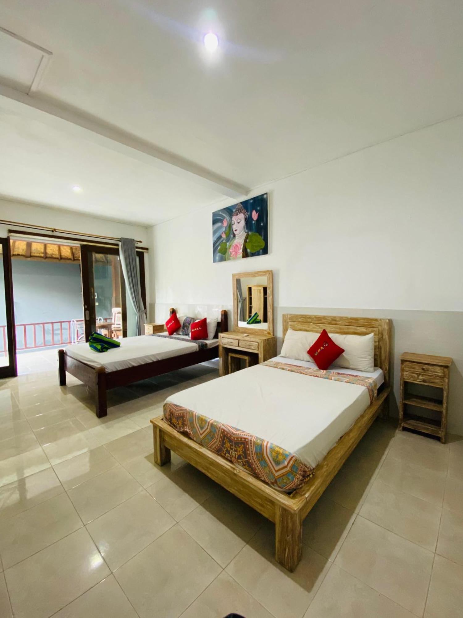 Coconut Beach Bungalows & Warung 2 Amed Eksteriør bilde